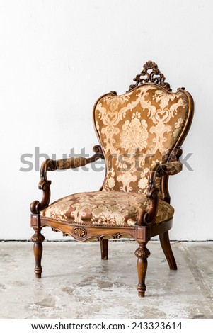 Brown Royal classical style Armchair sofa couch in vintage room
