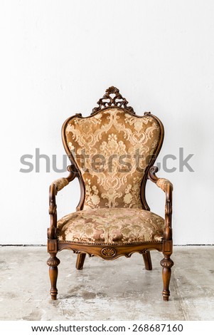 Brown Royal classical style Armchair sofa couch in vintage room