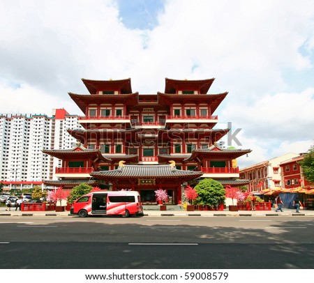 Singapore Temple Picture on Buddha Tooth Relic Temple In China Town Singapore Stock Photo 59008579