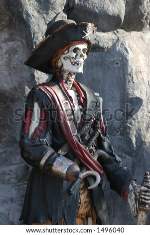 Skeleton in pirate suit