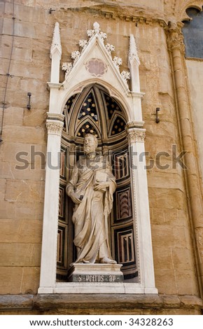 statue; church; catholic; religion; religious; florence; italy; temple; spiritual; exterior
