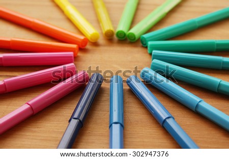 Color pens