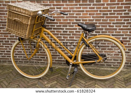 Old bakers bicycle