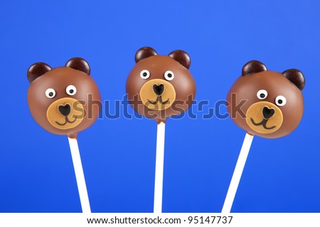 bear cake pops