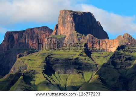 Sentinal peak in the amphiteater of the Drakensberg mountains, Royal Natal National Park, South Africa