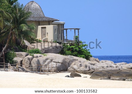 view of alone home at sea side