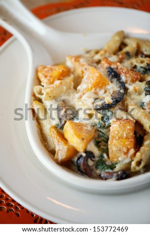 Hearty Macaroni and Cheese with Butternut Squash and Spinach, Glass of White Wine