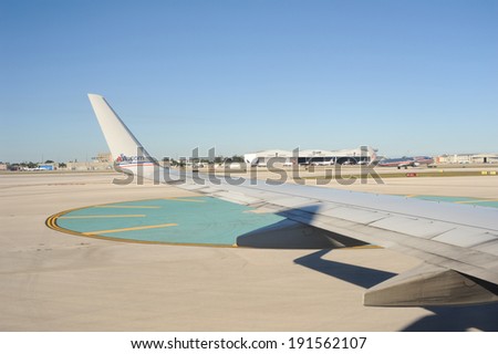 Airplane landing at the airport of Miami on USA, 16 February 2014