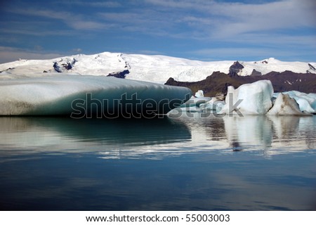 Glacier pieces floating in lake, Jokulsarlon  Iceland