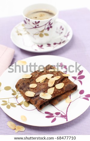 Brawn cocoa pancakes with almonds and morning cafe