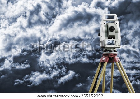 surveying measuring instrument , monitor showing sky and horizon, civil-engineering