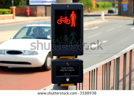 Stop light on UK pedestrian crossing