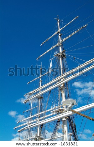 Rig of square-rigger sail-ship