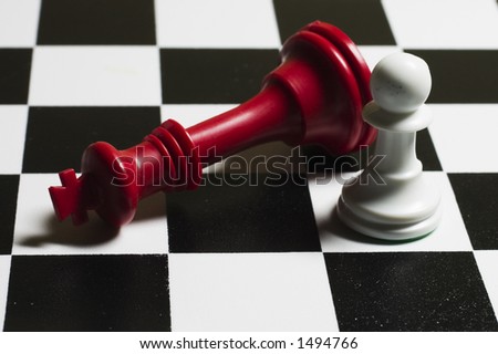 Red Queen Chess