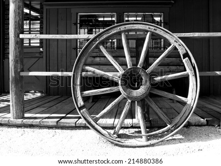 Wild West Wagon Wheel, General Store