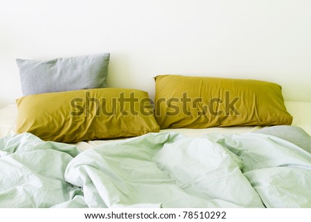 Bedroom green