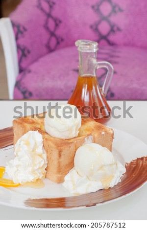 french toast with Butter and Ice cream