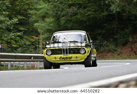 Eduard drives a BMW 2002