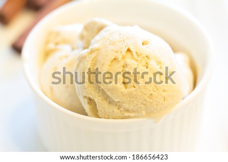 Home made, Scoop of homemade cinnamon ice cream with cinnamon