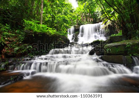 Man Daeng Waterfall, Phu Hin Rong Kla; National Park at Phitsanulok, Thailand