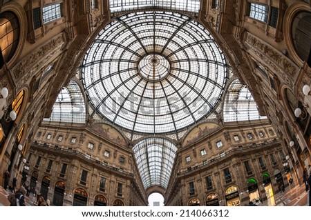 MILAN, ITALY - APRIL 11 : Glass dome of Galleria Vittorio Emanuele II on April 11, 2013 in Milan. It\'s one of the world\'s oldest shopping malls