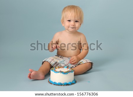 Baby birthday cake smash