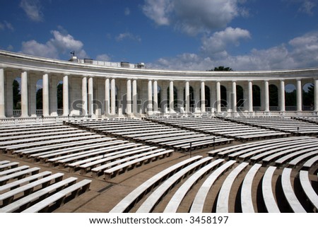 Inside view of the amphitheater in front of the tomb of the unknown soldier, Arlington Cemetery, VA