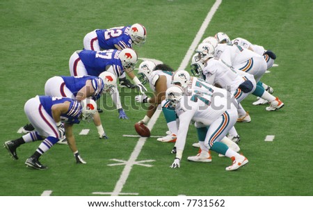 Buffalo Bills defend against Miami Dolphins in a football game, Ralph Wilson Stadium, December 9, 2007