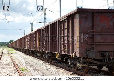 railroad and wagons