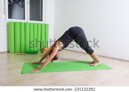 yoga dog pose
