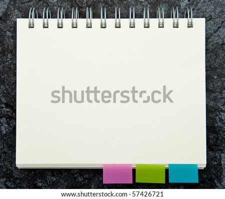 A blank note pad with color tab.