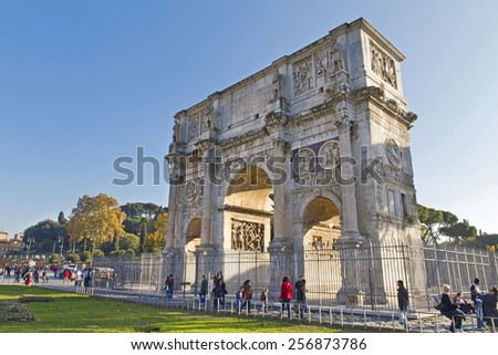 ROME, ITALY, November 26, 2011: Arch of Constantine, a triumphal arch in Rome, located between the Colosseum and the Palatine Hill.