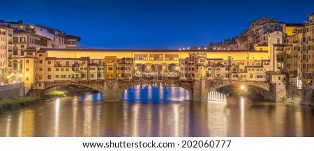 Night panoramic view of Vecchio Bridge (Ponte Vecchio, Old bridge), Florence, Italy