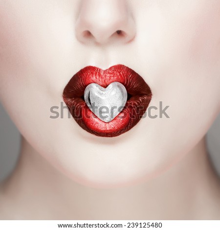 Glamour macro lips with little heart