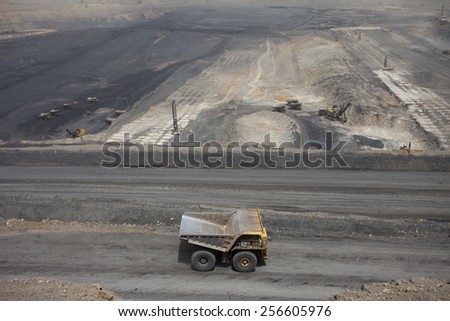 dump truck running at coal mining field,pingsuo,china