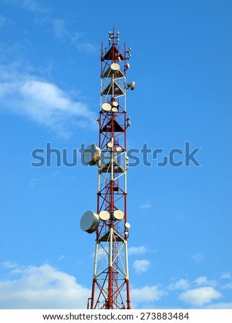 Derrick operator of cellular communication with the transmitter antenna