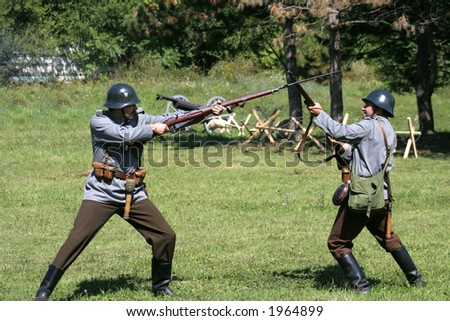 Fight between two soldiers in a demonstrative show from first world war