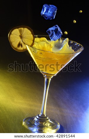 martini splash and ice
