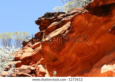 strange rock at kings-canyon