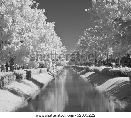 infrared water-distribution canal