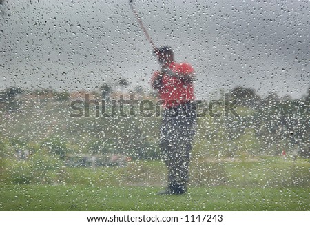 golf in rain