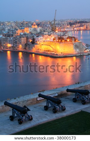Night view of Senglea from Upper Barracca Garden (Valletta, Malta, Maltese islands)