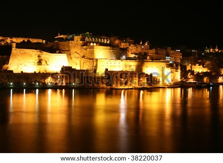 Night view of Grand Harbour and Valletta (Malta, Maltese islands)