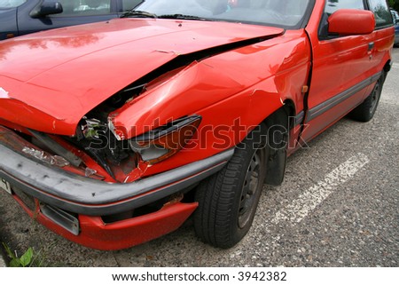 accident - bad day for owner car - destroyed side car,
