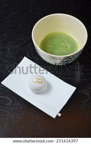 Japanese tea ceremony, Green tea and Japanese sweet