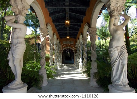 beautiful entry way with statues