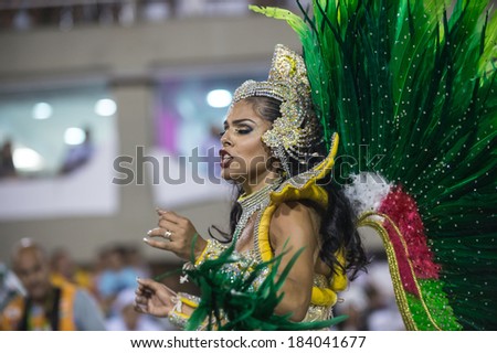 RIO DE JANEIRO, RJ /BRAZIL - MARCH 01:  parade of samba schools Santa Cruz, access group in Carnival 2014 on march 01, 2014 in Rio de Janeiro.
