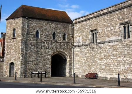 Southampton Town Walls. \'God\'s House Tower\' -  headquarters of the town gunner and later a debtors\' prison and a felons\' gaol.