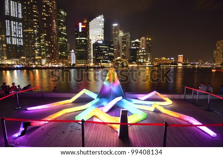 SINGAPORE -MARCH 31:Asia's First Sustainable Light Art Festival at Marina Bay March 31, 2012 in Singapore.The festival aims to celebrate the nightscape with the use of energy-efficient lighting.