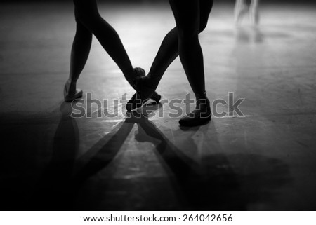 Dancing ballerinas feet